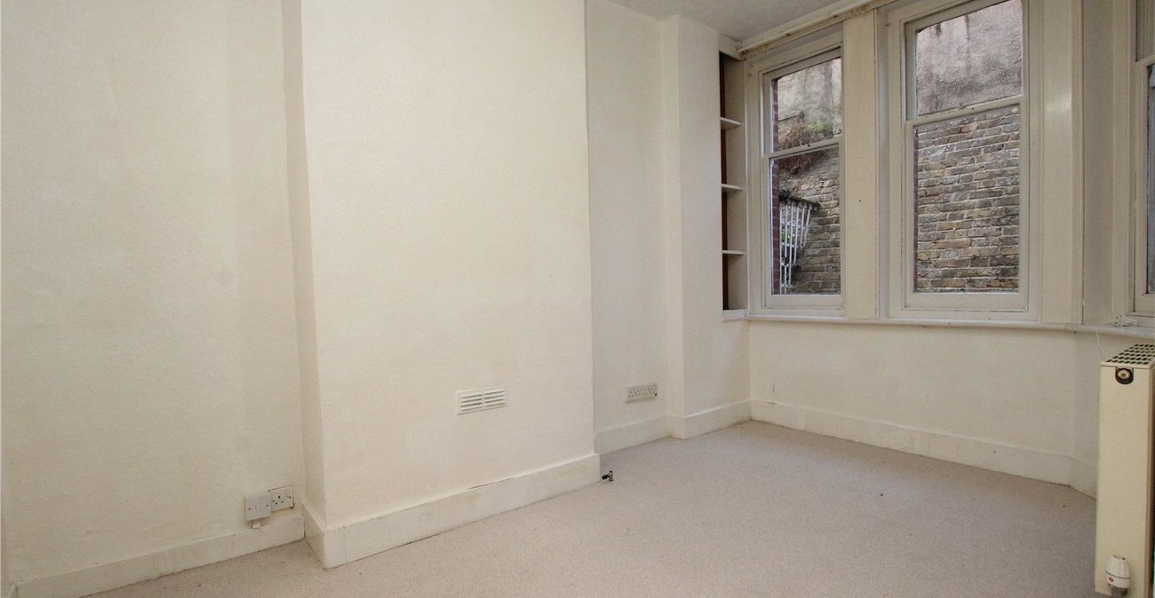 3 bedroom house for sale in Plumstead | Robinson Jackson