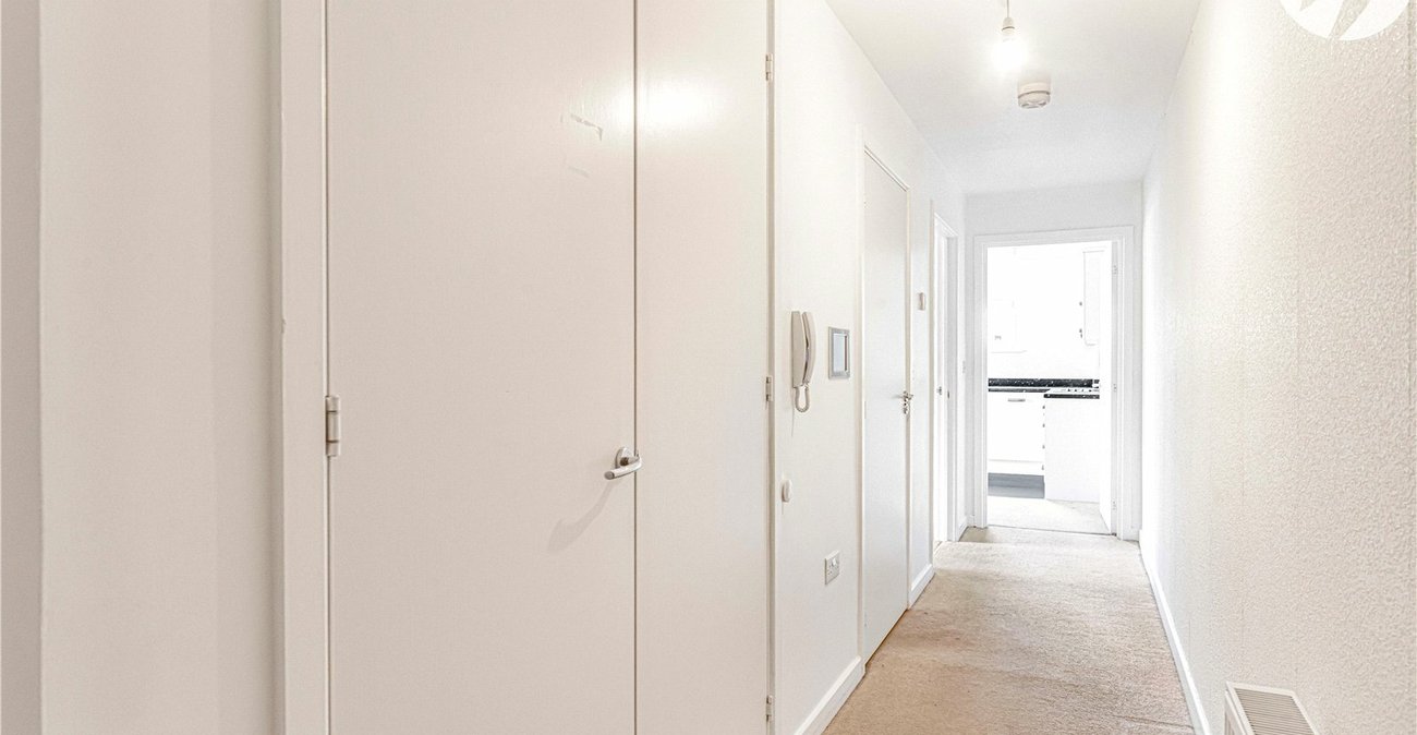 1 bedroom property for sale in Dartford | Robinson Jackson