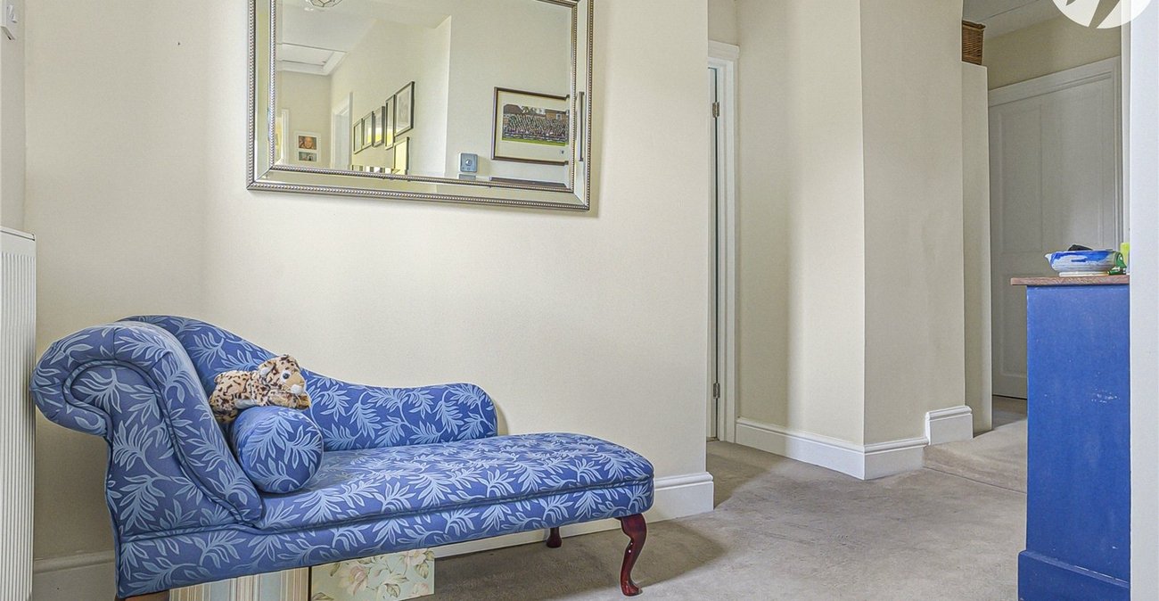 5 bedroom house for sale in Hextable | Robinson Jackson