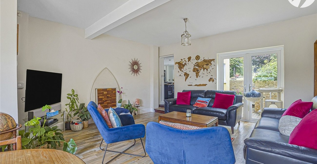 5 bedroom house for sale in Hextable | Robinson Jackson