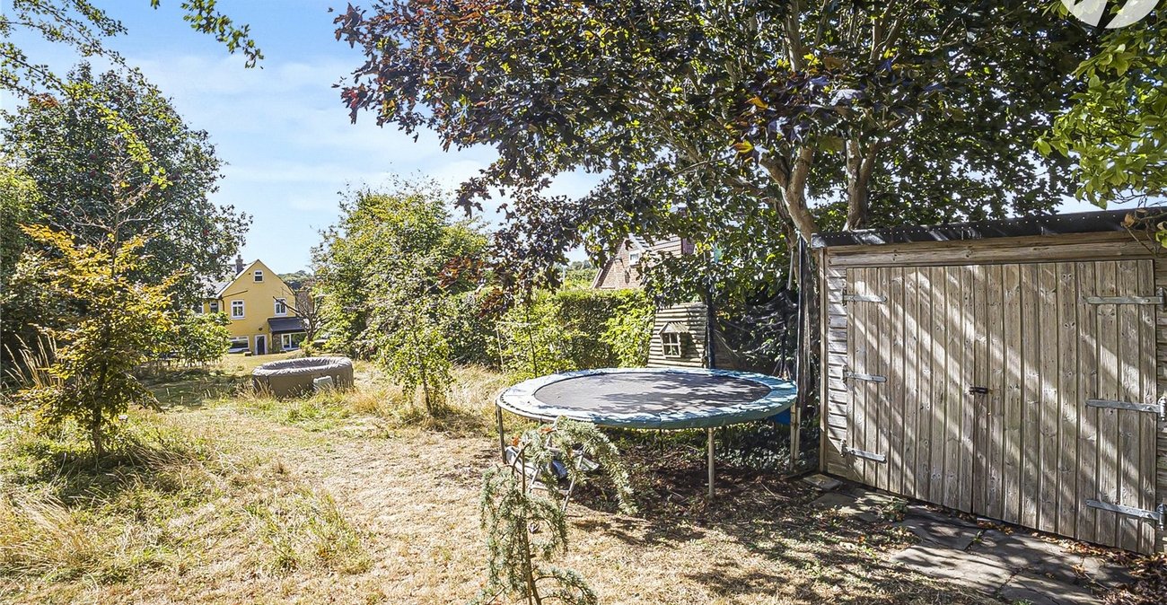 5 bedroom house for sale in Hextable | Robinson Jackson