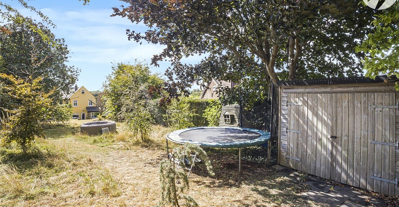 5 bedroom house for sale in Hextable | Robinson Jackson