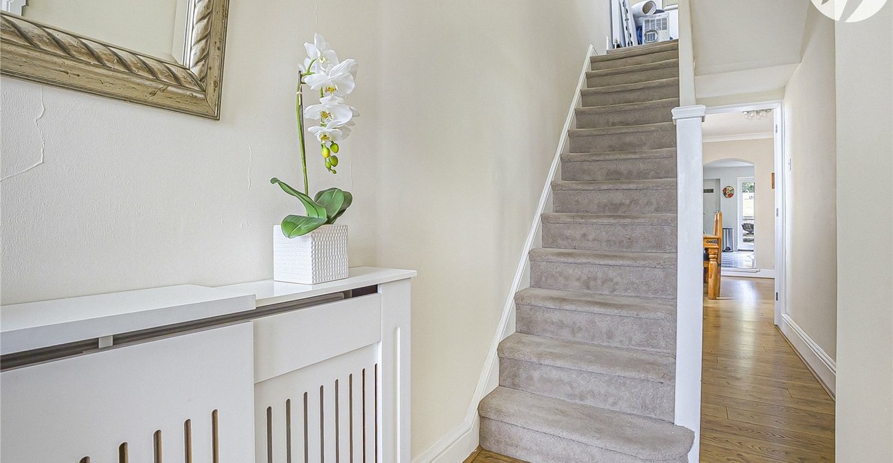 5 bedroom house for sale in Hextable | Robinson Jackson