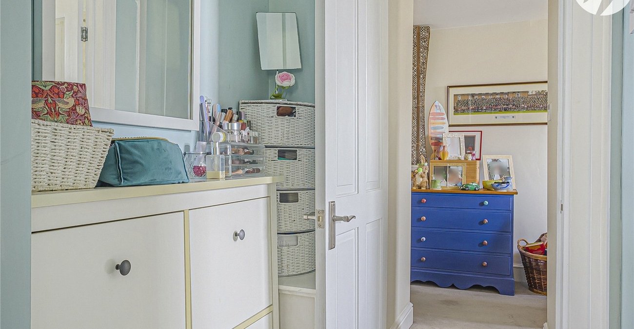 5 bedroom house for sale in Hextable | Robinson Jackson