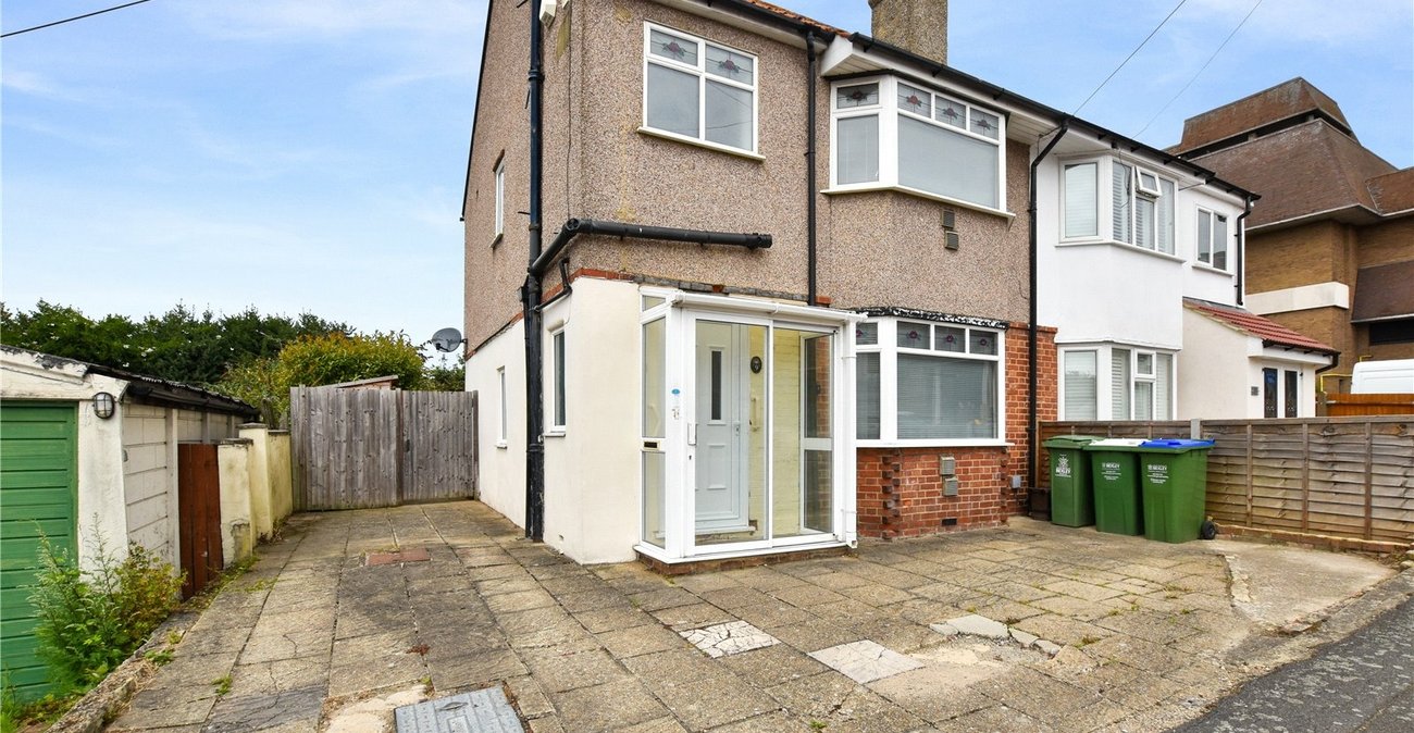 3 bedroom house for sale in Bexleyheath | Robinson Jackson