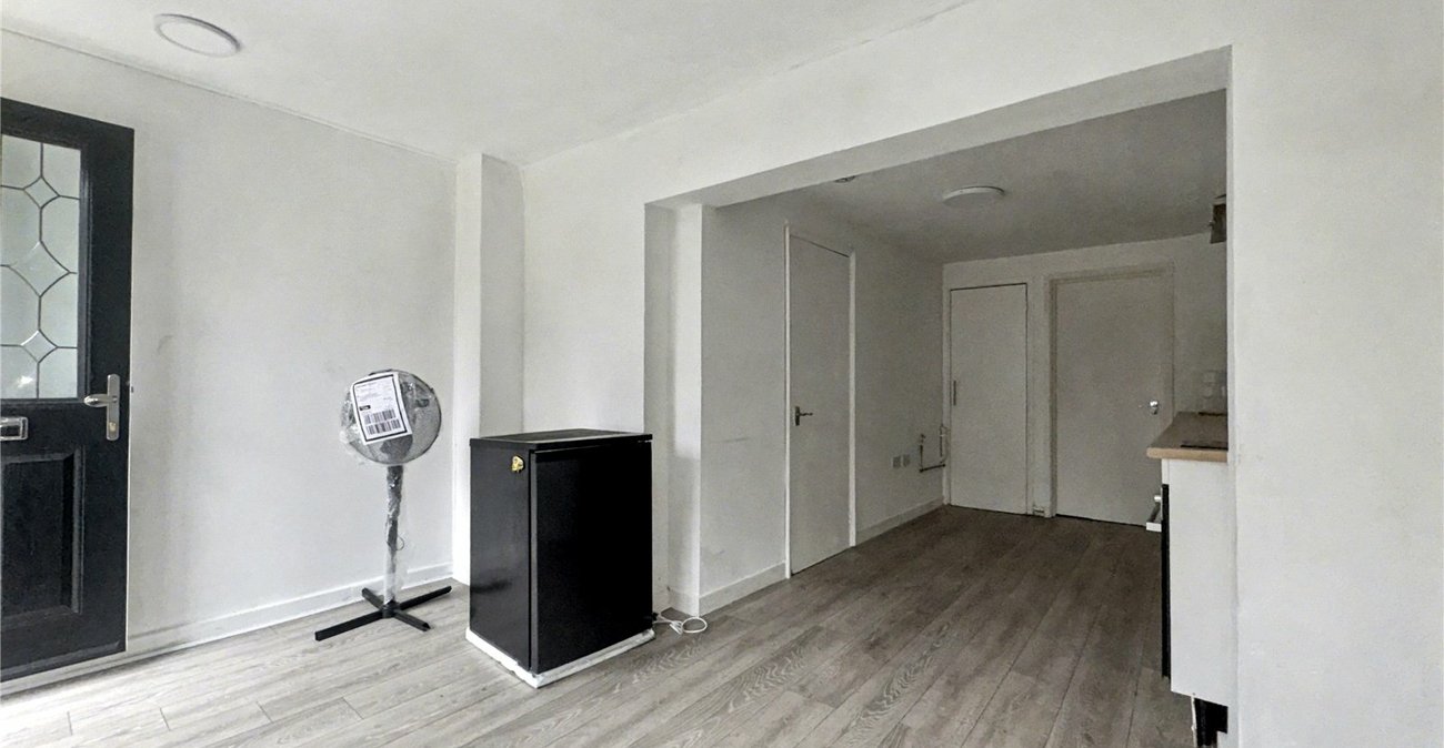 1 bedroom property for sale in Gillingham | Robinson Michael & Jackson