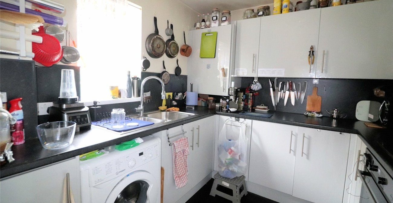 2 bedroom property for sale in Chichester Wharf | Robinson Jackson