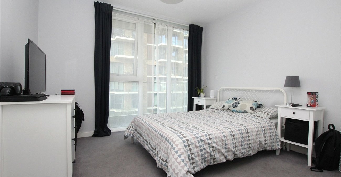 2 bedroom property for sale in Woolwich | Robinson Jackson