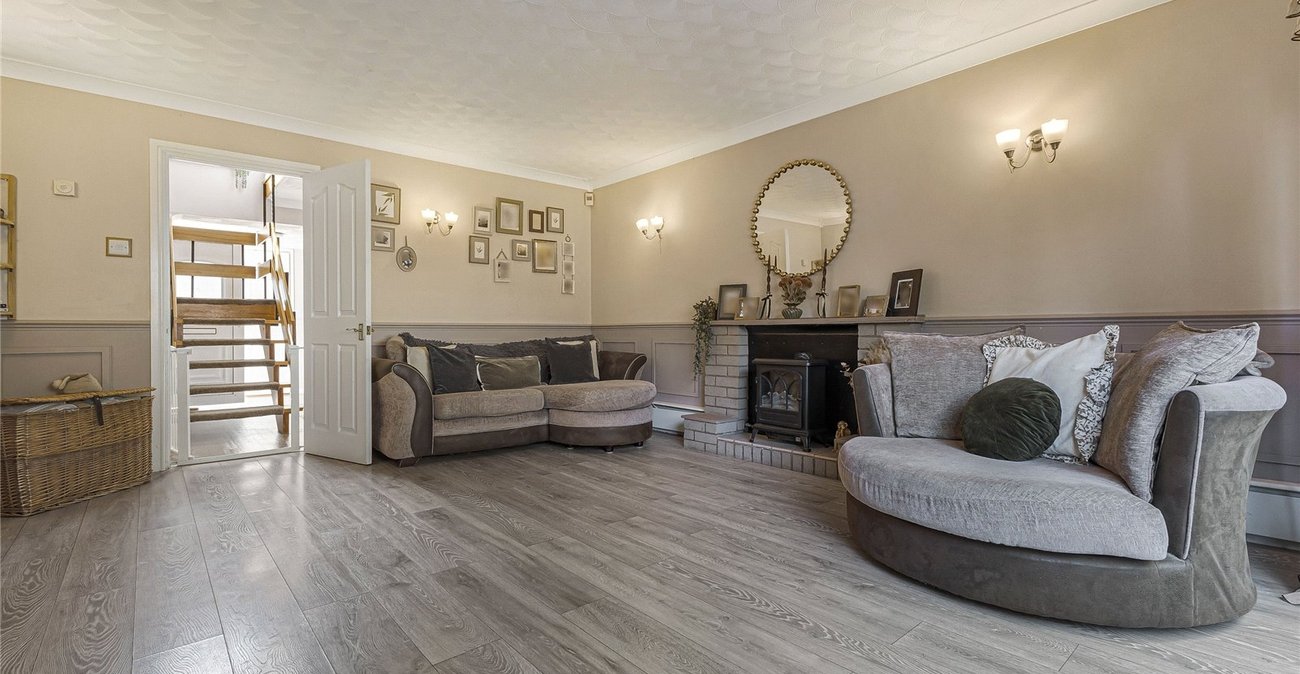 4 bedroom house for sale in Cliffe Woods | Robinson Michael & Jackson