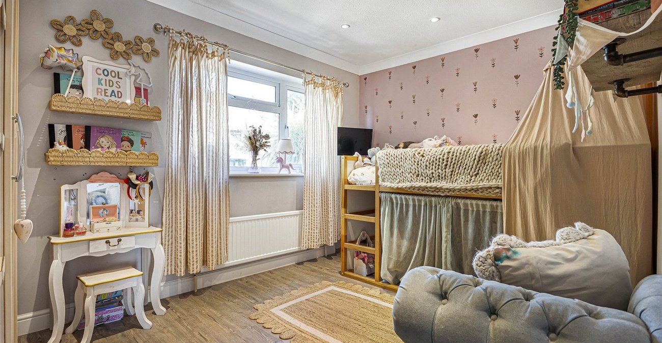 4 bedroom house for sale in Cliffe Woods | Robinson Michael & Jackson