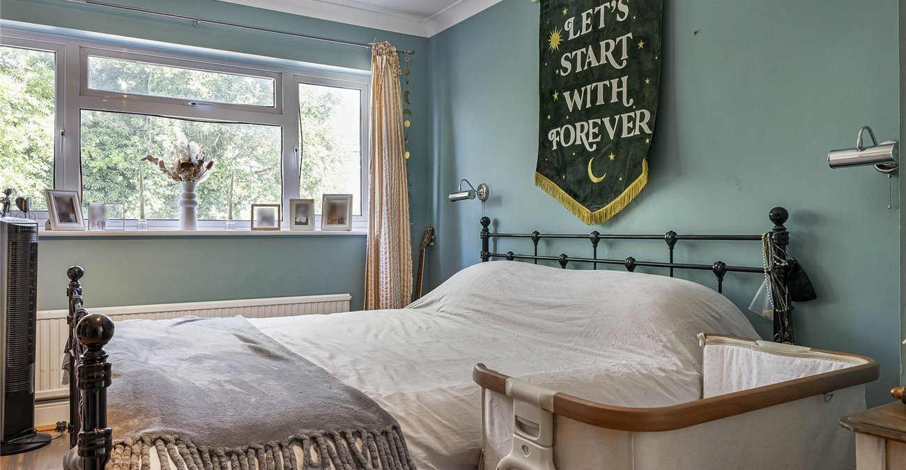 4 bedroom house for sale in Cliffe Woods | Robinson Michael & Jackson