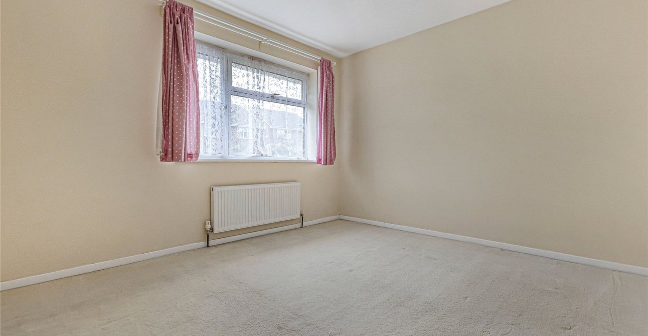 3 bedroom house for sale in Cliffe Woods | Robinson Michael & Jackson