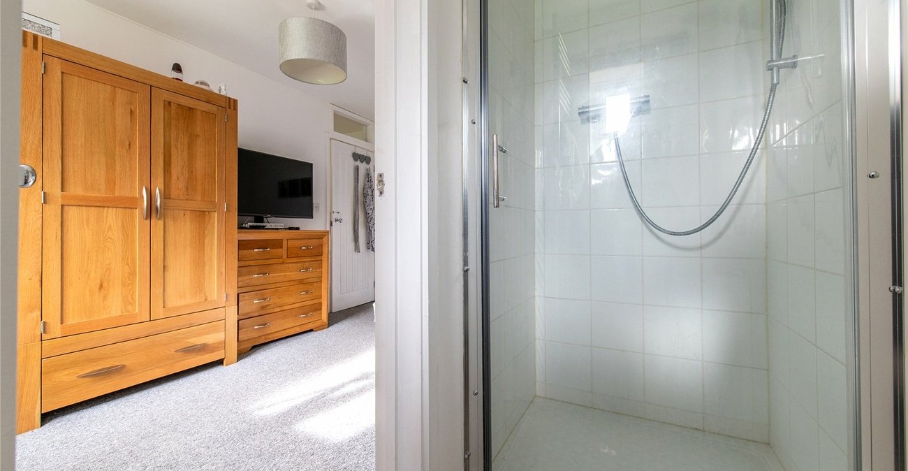 4 bedroom bungalow for sale in Higham | Robinson Michael & Jackson