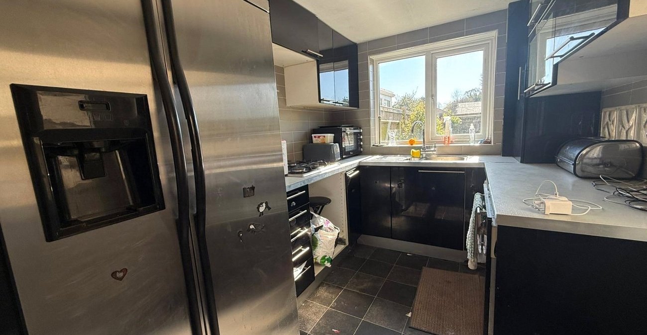 2 bedroom house for sale in Higham | Robinson Michael & Jackson