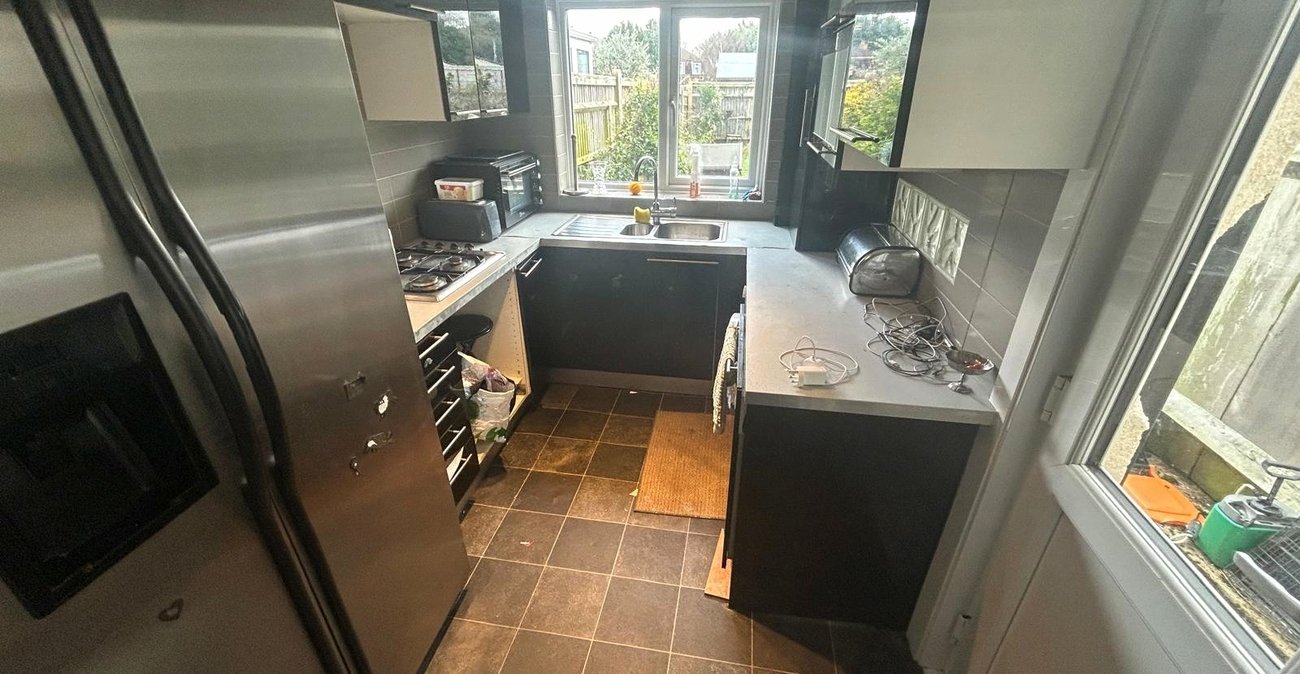 2 bedroom house for sale in Higham | Robinson Michael & Jackson