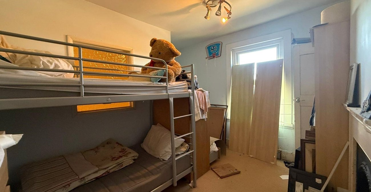 2 bedroom house for sale in Higham | Robinson Michael & Jackson