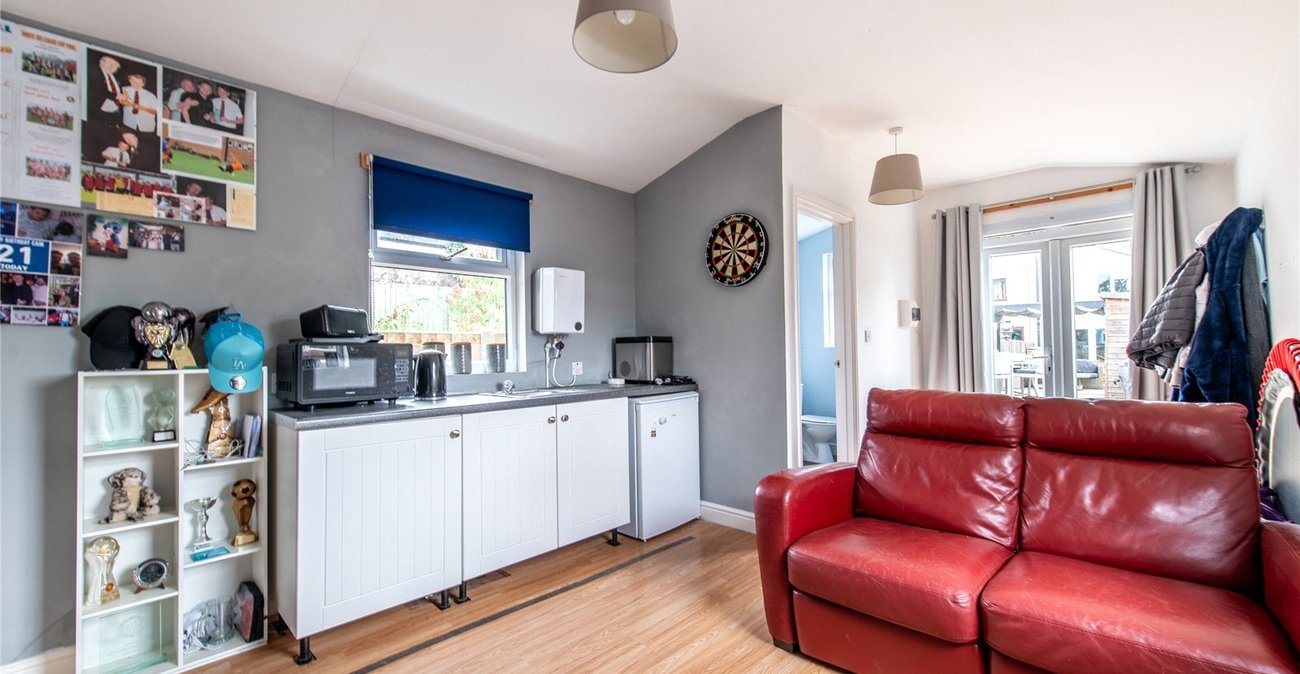 3 bedroom house for sale in Higham | Robinson Michael & Jackson