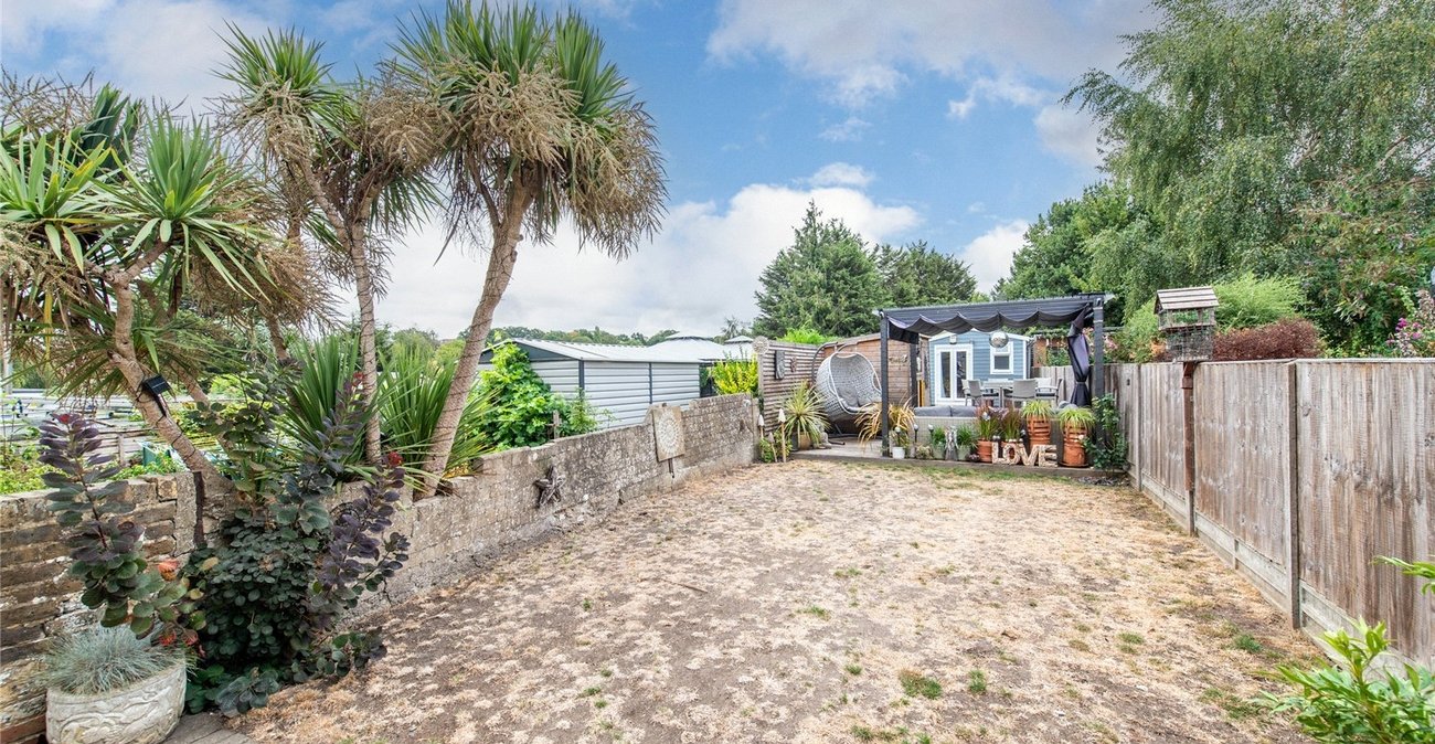 3 bedroom house for sale in Higham | Robinson Michael & Jackson