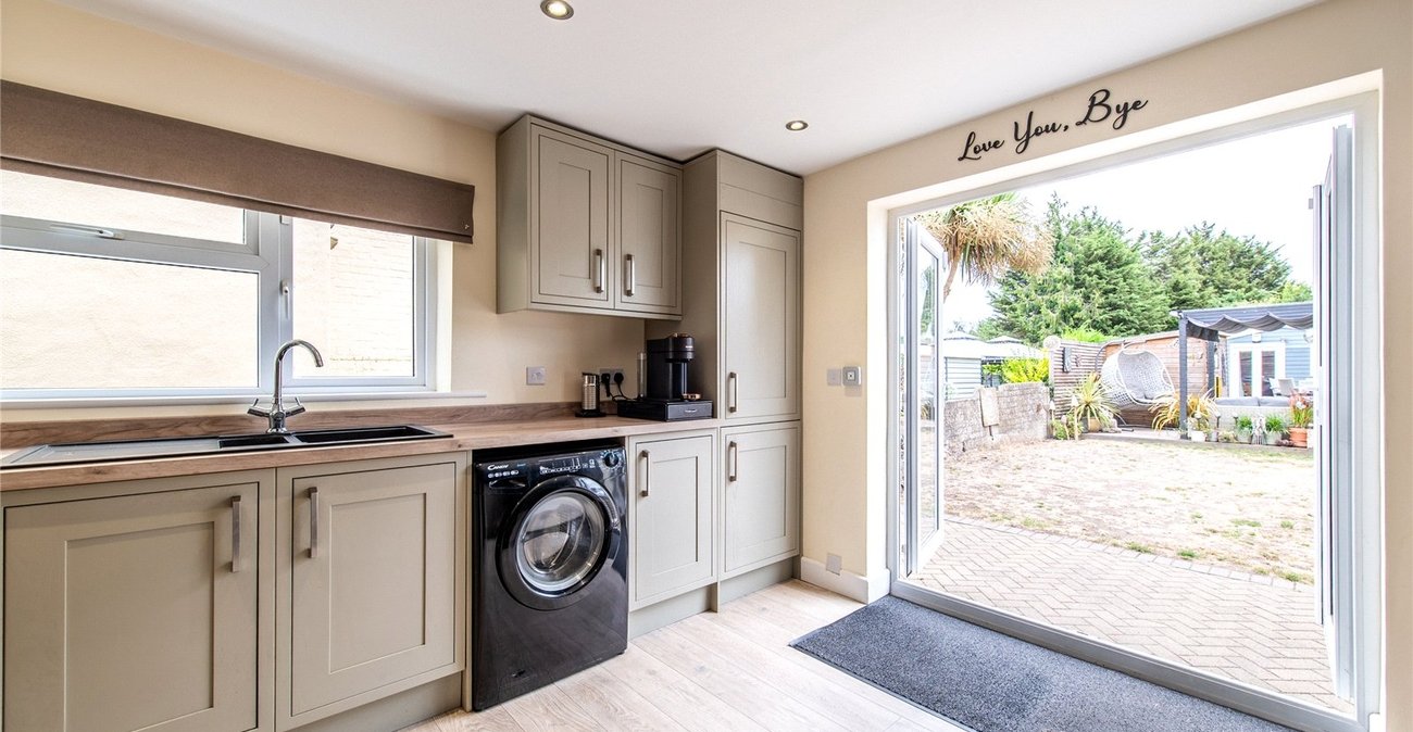 3 bedroom house for sale in Higham | Robinson Michael & Jackson