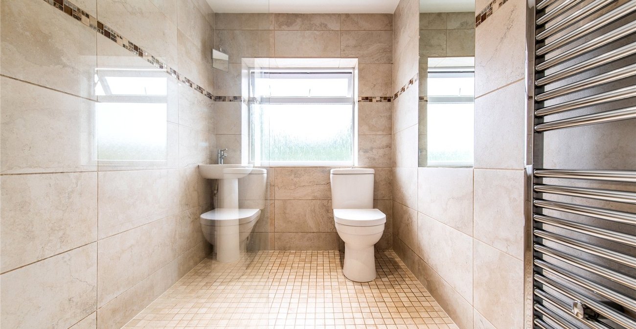 3 bedroom house for sale in Higham | Robinson Michael & Jackson