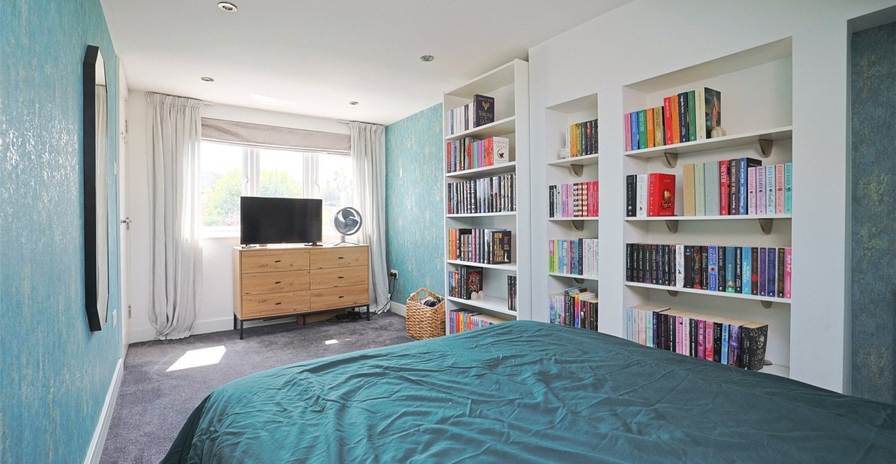 3 bedroom house for sale in Higham | Robinson Michael & Jackson
