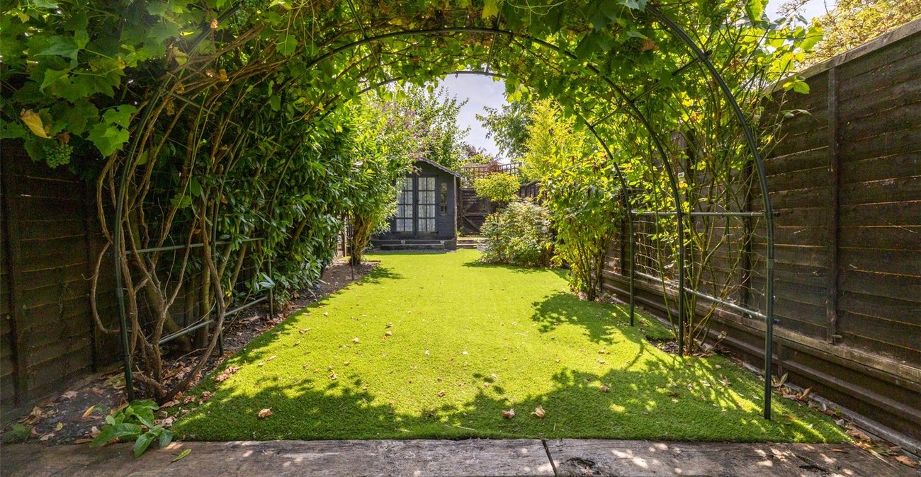 3 bedroom house for sale in Higham | Robinson Michael & Jackson