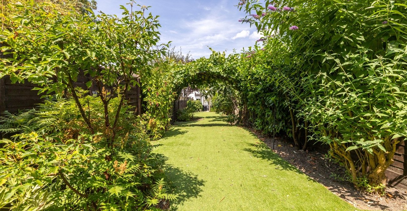 3 bedroom house for sale in Higham | Robinson Michael & Jackson