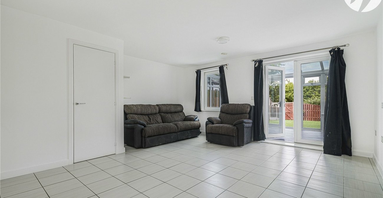 4 bedroom house for sale in Dartford | Robinson Jackson