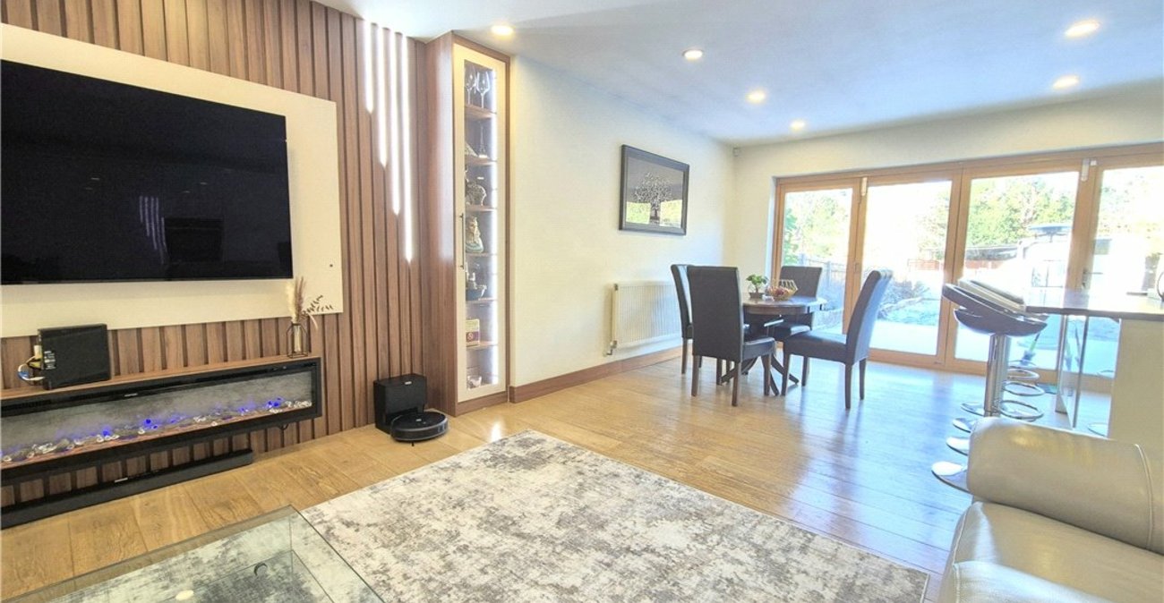 3 bedroom house for sale in Green Street Green | Robinson Jackson