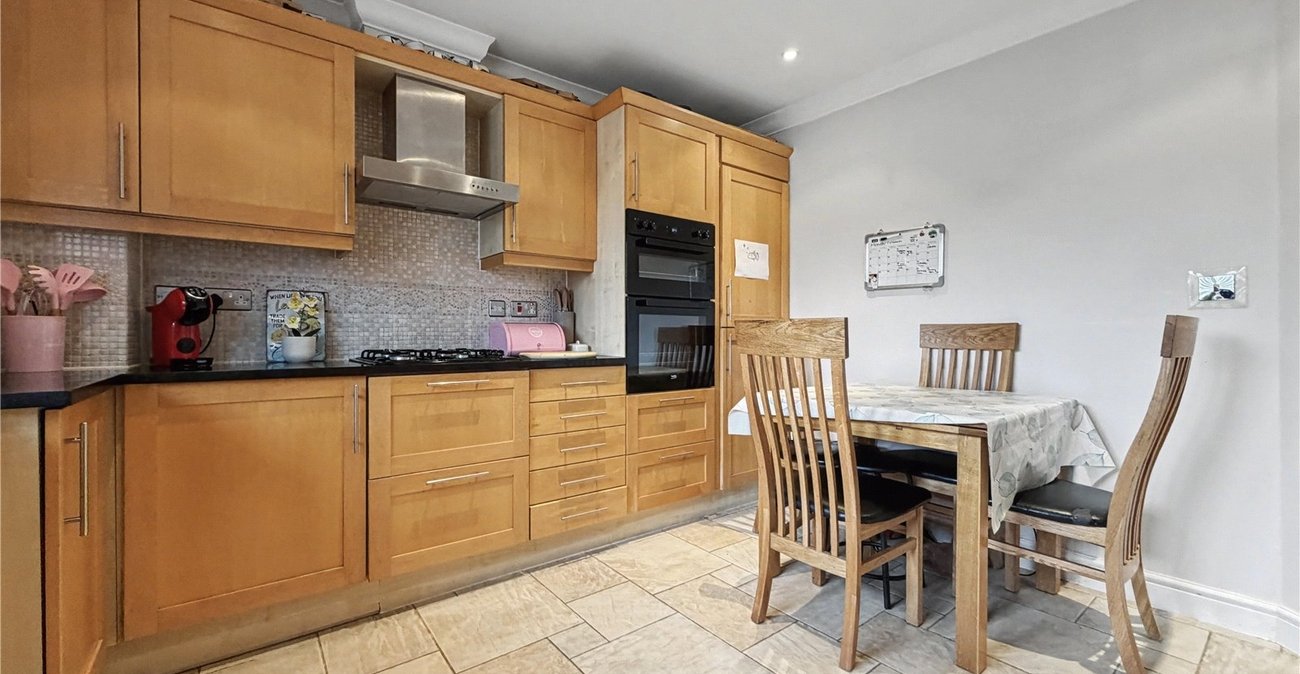 3 bedroom house for sale in Rainham | Robinson Michael & Jackson