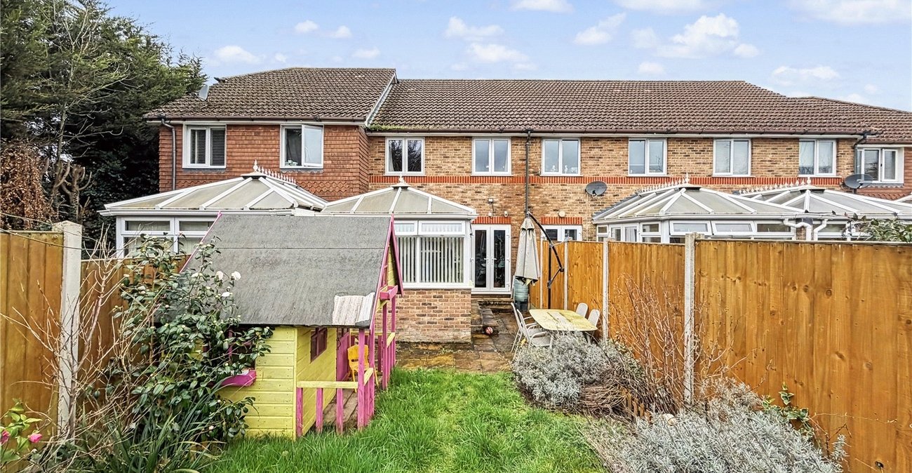 3 bedroom house for sale in Rainham | Robinson Michael & Jackson