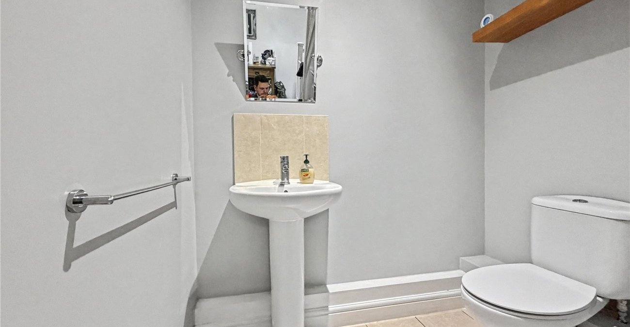 3 bedroom house for sale in Rainham | Robinson Michael & Jackson