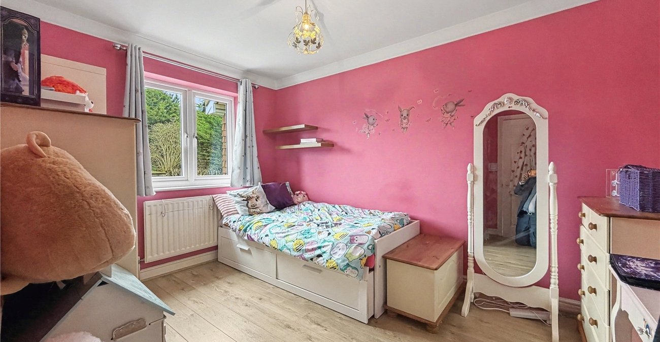 3 bedroom house for sale in Rainham | Robinson Michael & Jackson