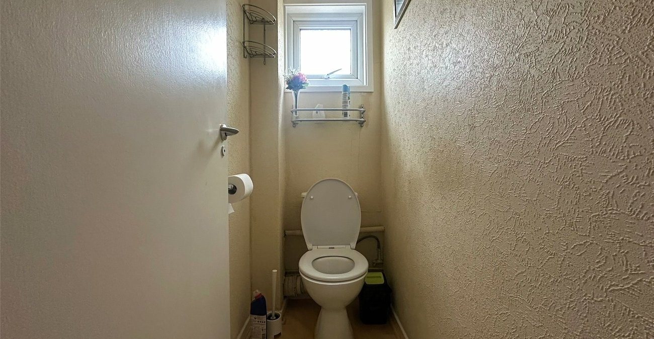 3 bedroom house for sale in Gravesend | Robinson Michael & Jackson