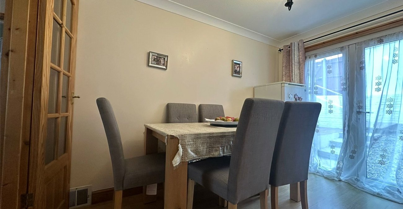 3 bedroom house for sale in Gravesend | Robinson Michael & Jackson