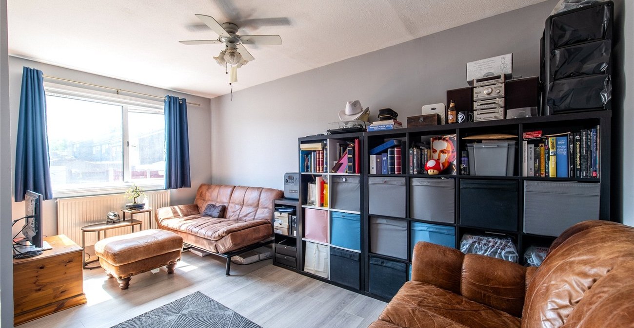 2 bedroom house for sale in Gravesend | Robinson Michael & Jackson
