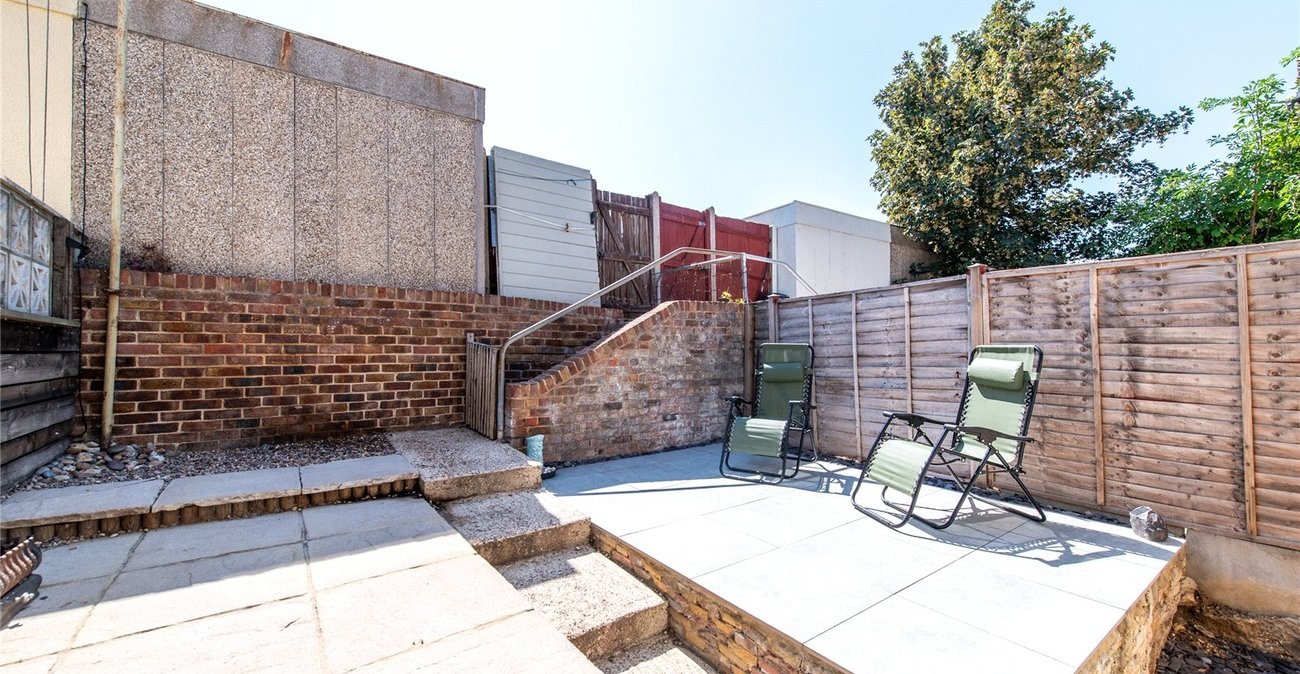 2 bedroom house for sale in Gravesend | Robinson Michael & Jackson