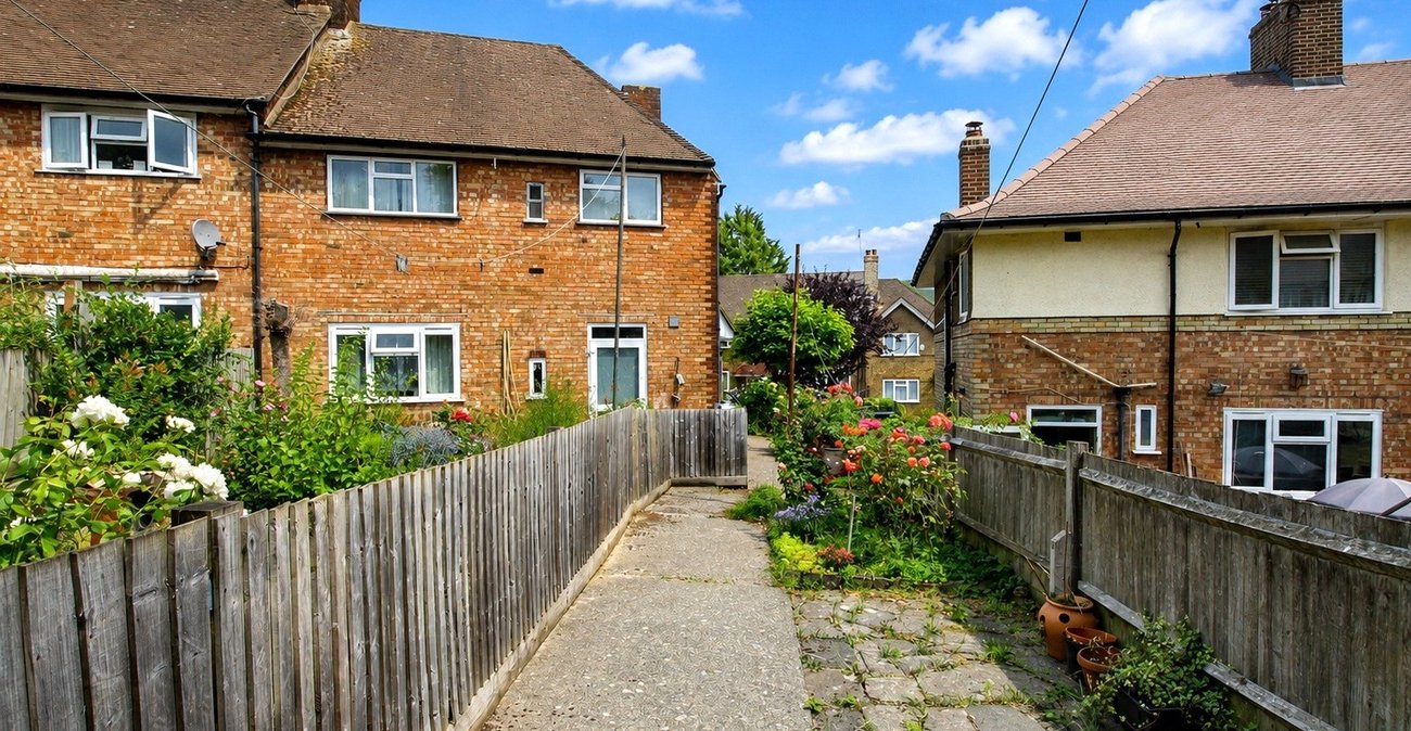 2 bedroom property for sale in Plumstead | Robinson Jackson