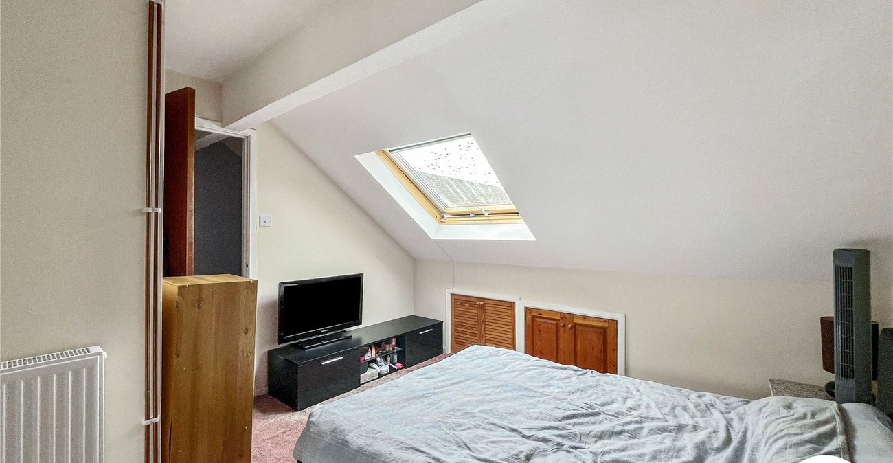 1 bedroom house for sale in Sittingbourne | Robinson Michael & Jackson