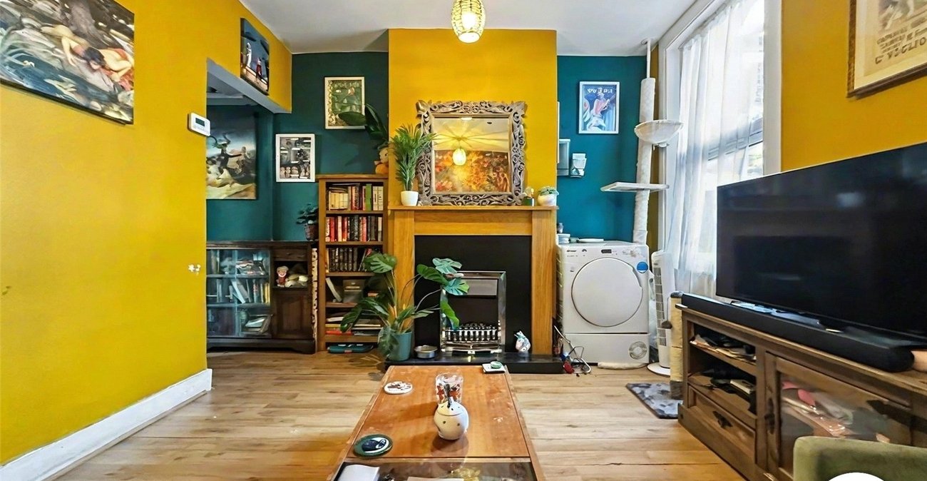 1 bedroom property for sale in Chatham | Robinson Michael & Jackson