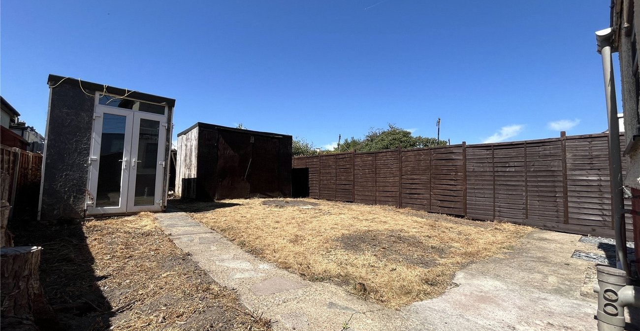 3 bedroom house for sale in Wainscott | Robinson Michael & Jackson