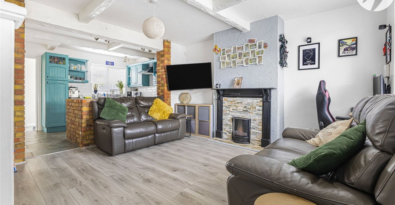 3 bedroom house for sale in Wainscott | Robinson Michael & Jackson