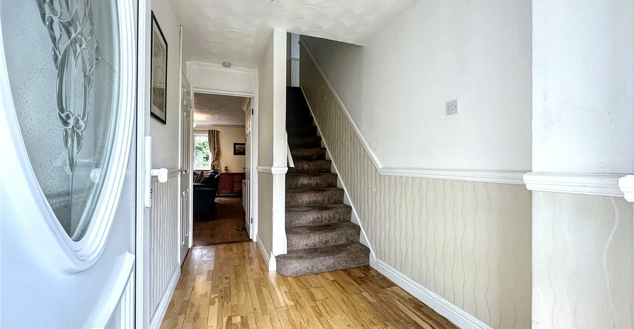 5 bedroom house for sale in Rainham | Robinson Michael & Jackson