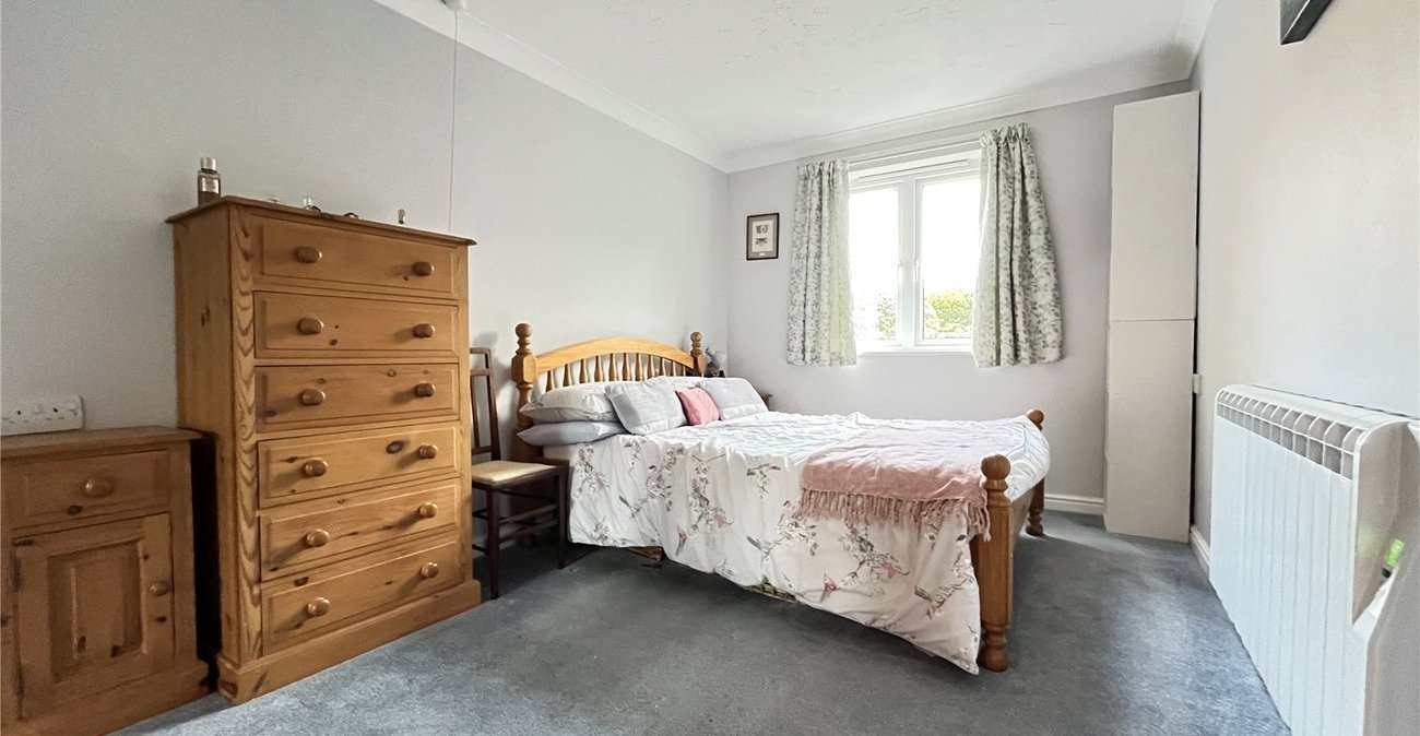 1 bedroom property for sale in Walderslade Road | Robinson Michael & Jackson
