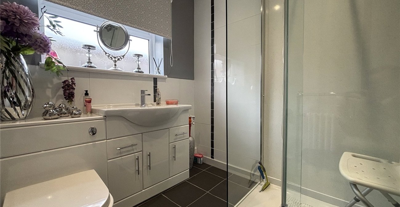 2 bedroom bungalow for sale in Walderslade | Robinson Michael & Jackson