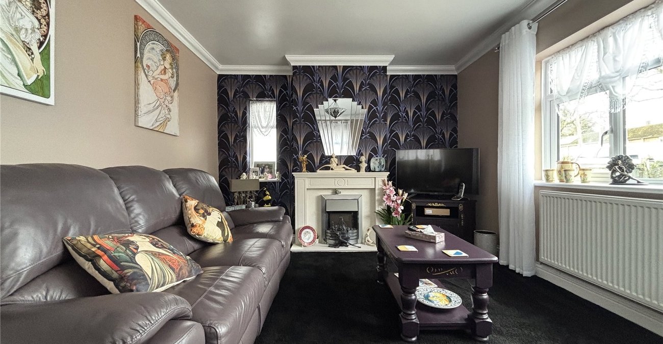 2 bedroom bungalow for sale in Walderslade | Robinson Michael & Jackson