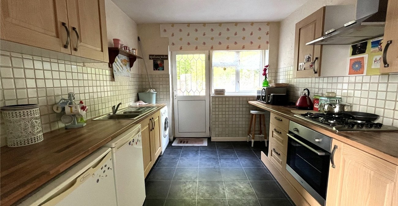 3 bedroom house for sale in Walderslade | Robinson Michael & Jackson