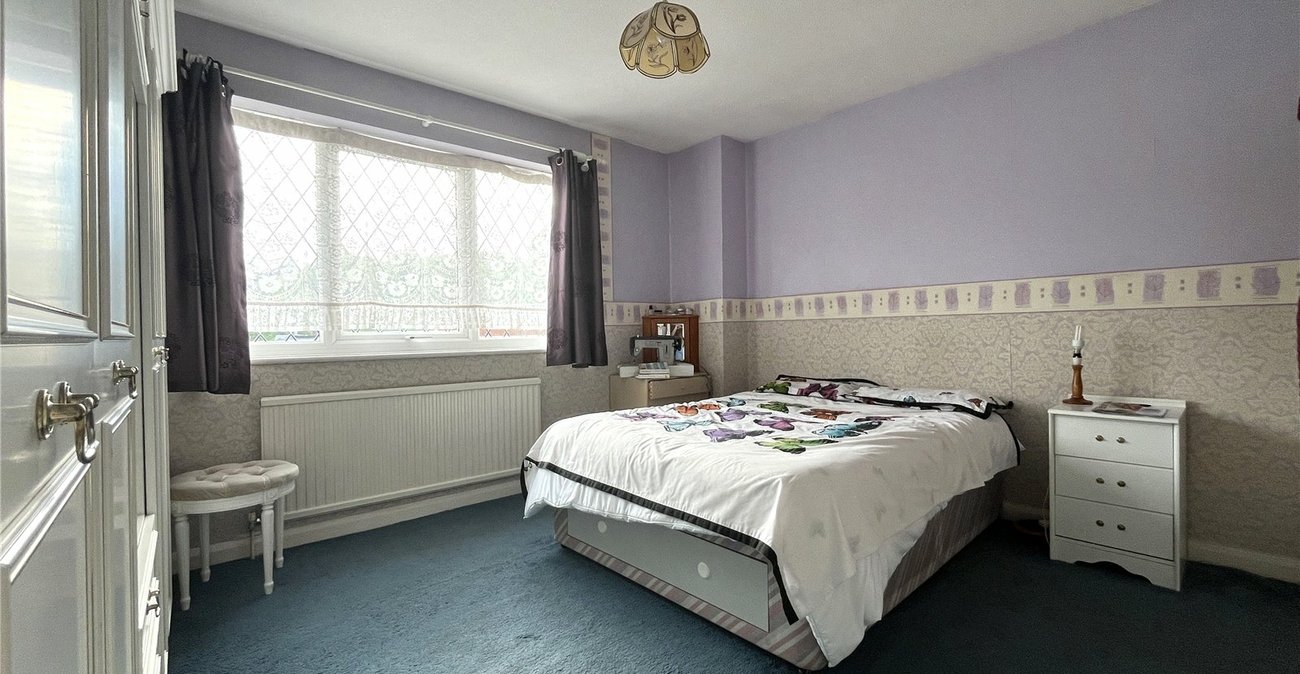 3 bedroom house for sale in Walderslade | Robinson Michael & Jackson