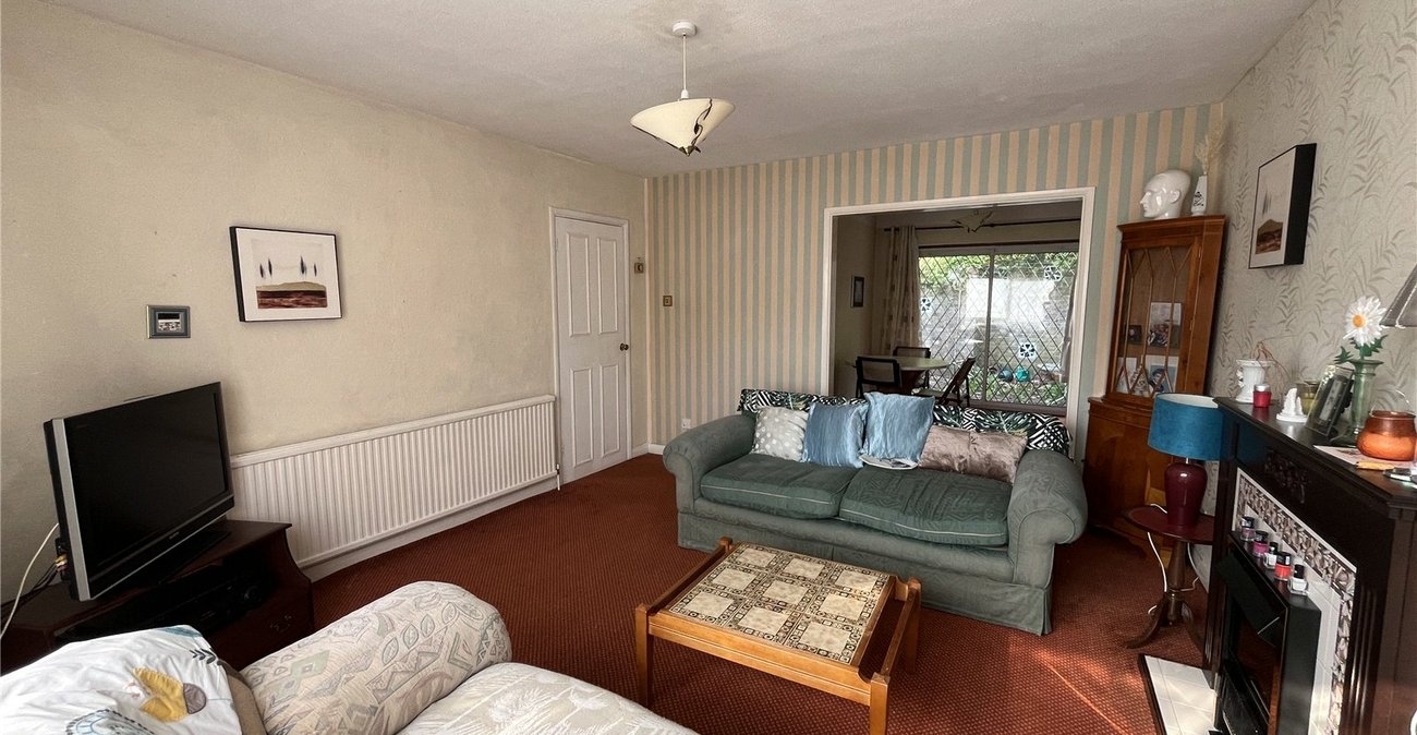 3 bedroom house for sale in Walderslade | Robinson Michael & Jackson