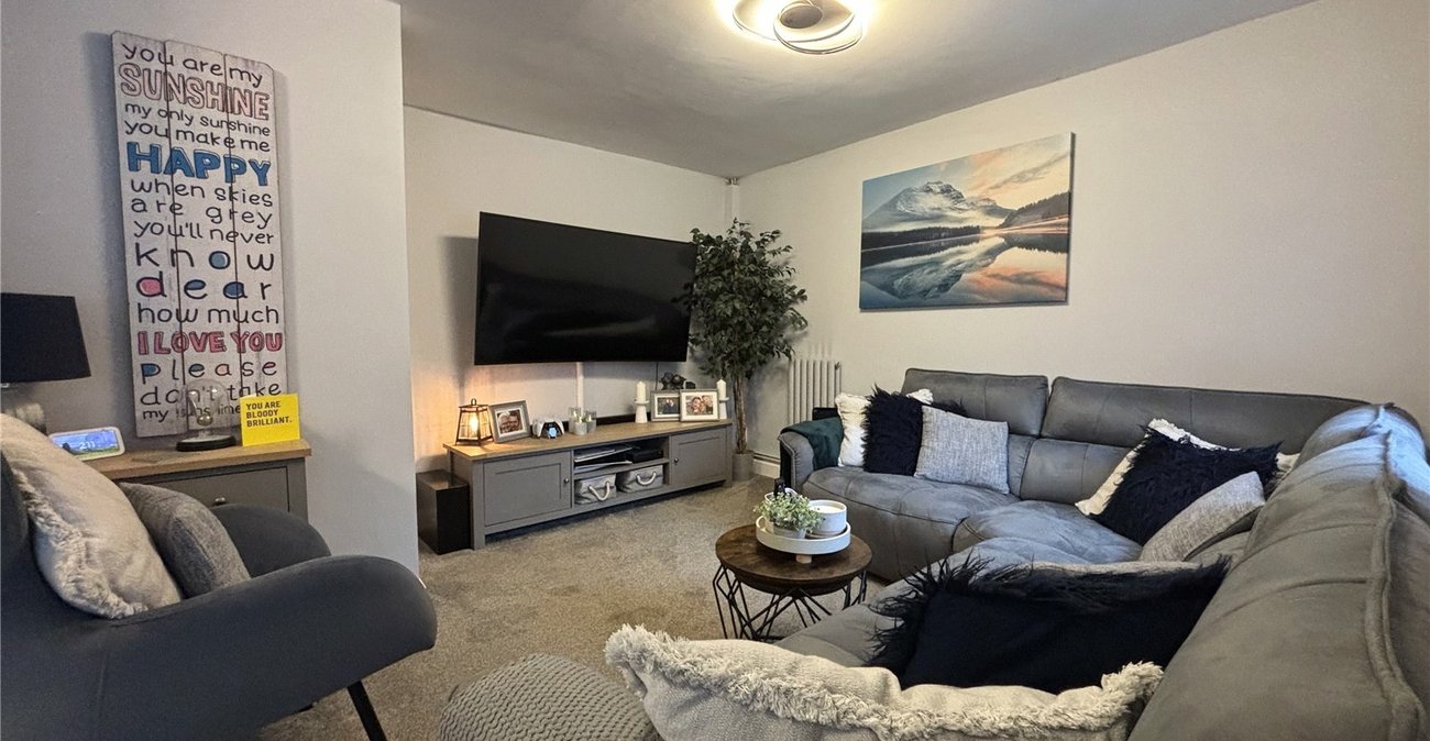 3 bedroom house for sale in Walderslade | Robinson Michael & Jackson